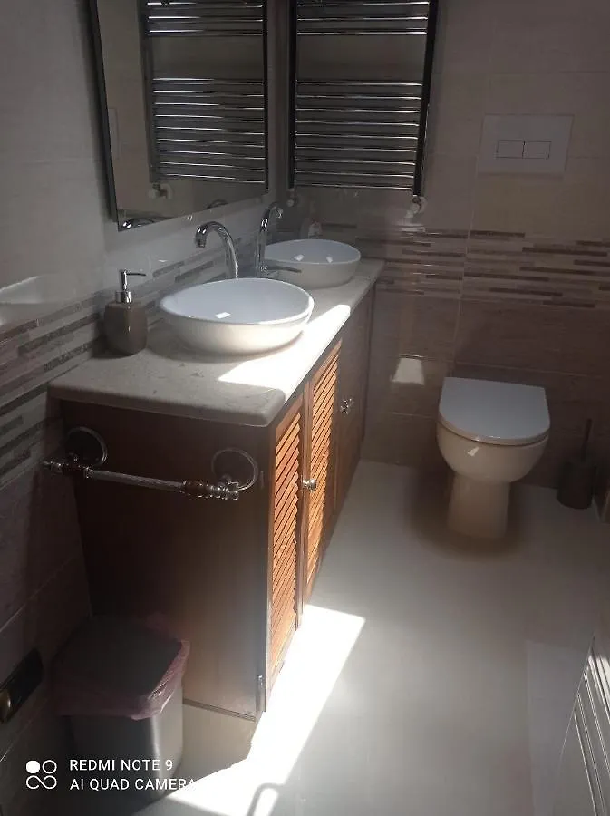 B&B Profumo Di Mare Rometta Marea 0*,  Italy